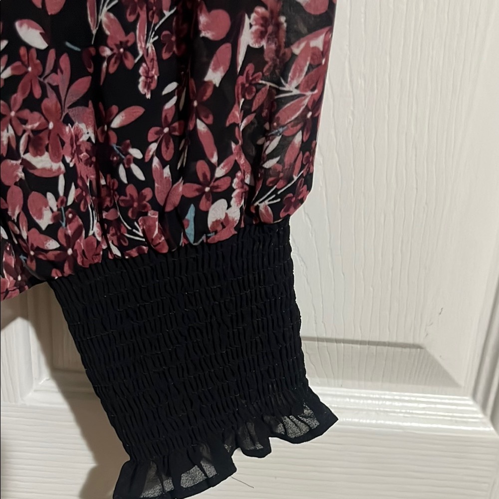 Floral Black and Pink Women's Top - Picture 3 of 5